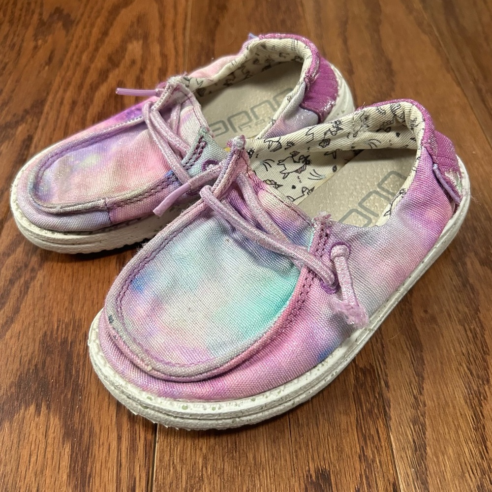 Hey Dude Toddler Wendy Sparkle Unicorn Dreamer Tie-Dye Slip-On Shoes size 8